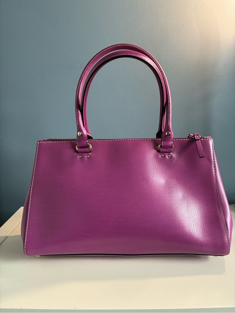 Kate Spade Fuchsia Leather Satchel with Gold Hardware - Picture 2 of 9